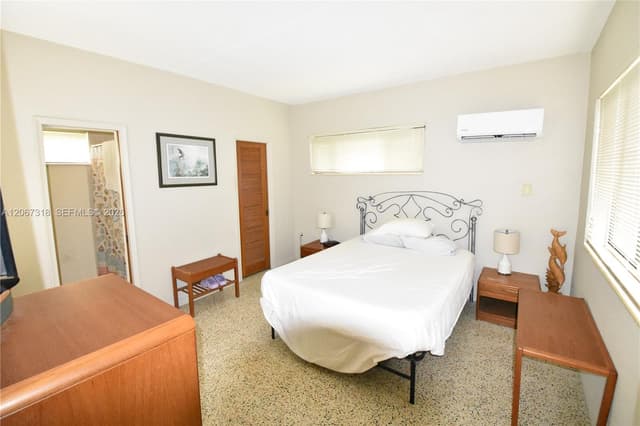7050 SW 82nd Ct, Miami FL 33143 - Miami, FL - Photo 5