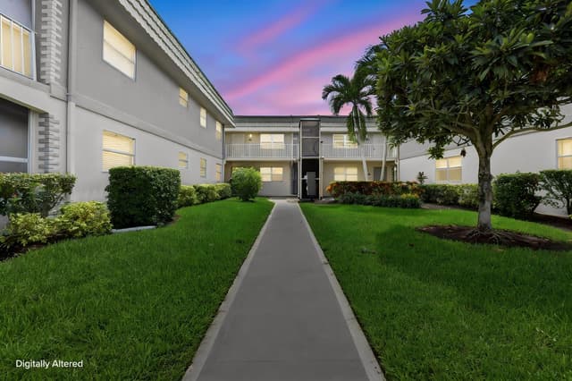 91 FLANDERS B, Delray Beach FL 33484 - Delray Beach, FL - Photo 3
