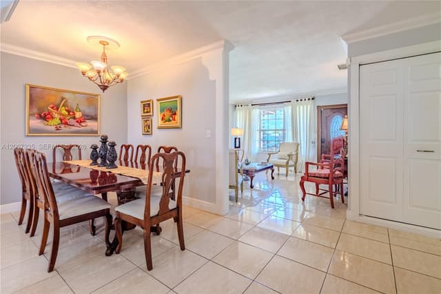 990 W 56th St, Hialeah FL 33012 - Hialeah, FL - Photo 6