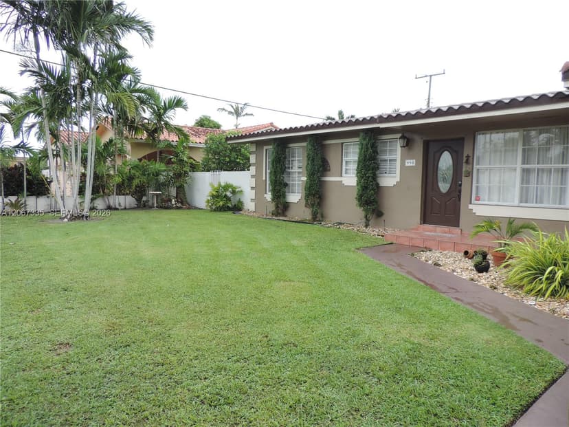 990 W 56th St, Hialeah FL 33012