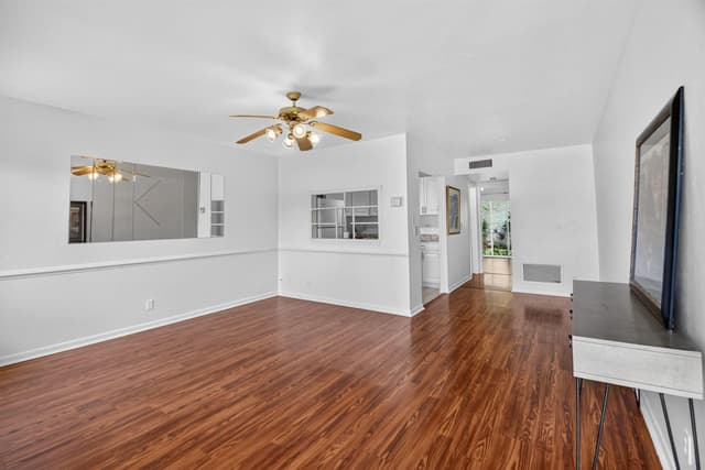 3120 Cynthia Lane # 107, Lake Worth FL 33461 - Lake Worth, FL - Photo 5