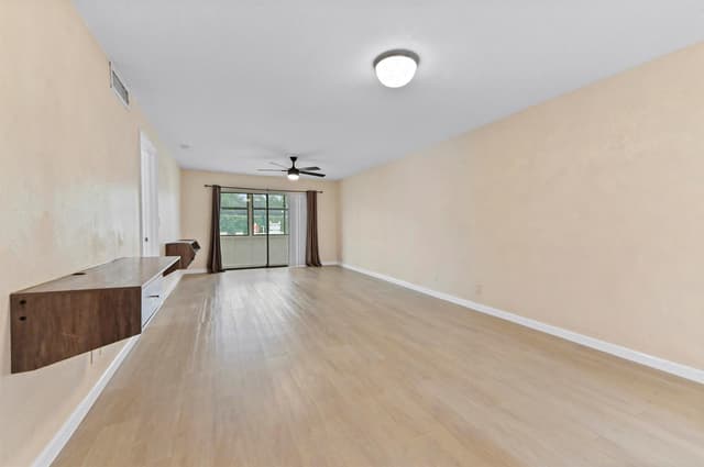 126 Sparrow Drive # 22A, Royal Palm Beach FL 33411 - Royal Palm Beach, FL - Photo 2