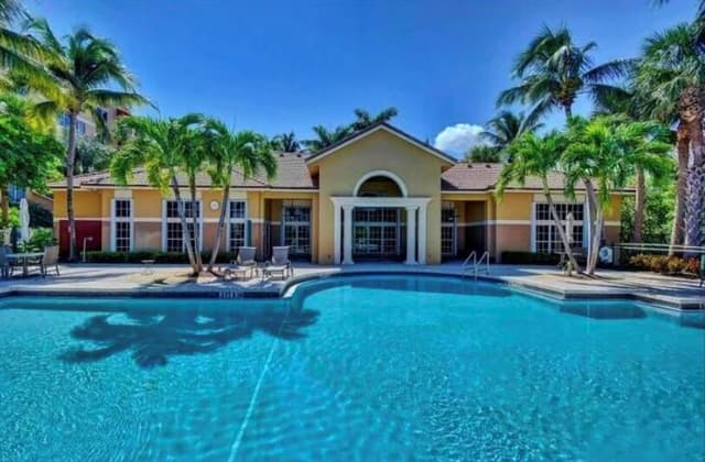 1100 Scotia Drive # 102, Hypoluxo FL 33462 - Hypoluxo, FL - Photo 5