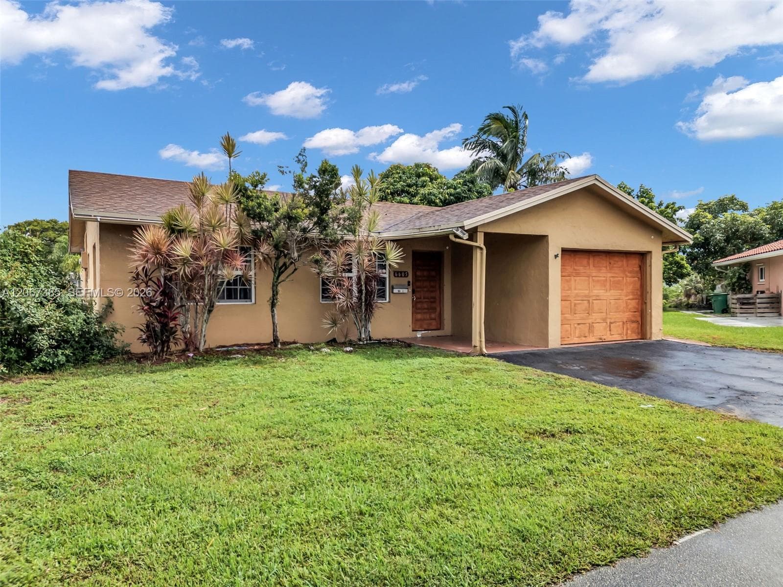 6605 NW 77th St, Tamarac FL 33321 - Tamarac, FL - Photo 1