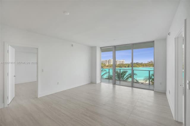 2411 Laguna Circle # 208, Miami FL 33181 - Miami, FL - Photo 4