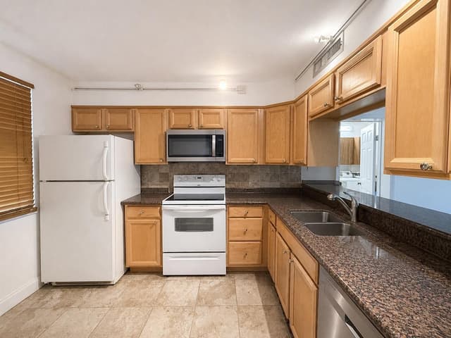 6025 S BALBOA Circle # 306, Boca Raton FL 33433 - Boca Raton, FL - Photo 5