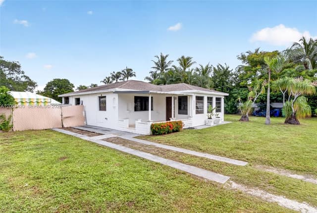 15130 S River Dr, Miami FL 33169 - Miami, FL - Photo 2