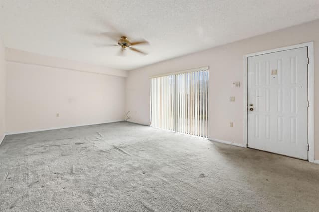 1731 17th Way, West Palm Beach FL 33407 - West Palm Beach, FL - Photo 6