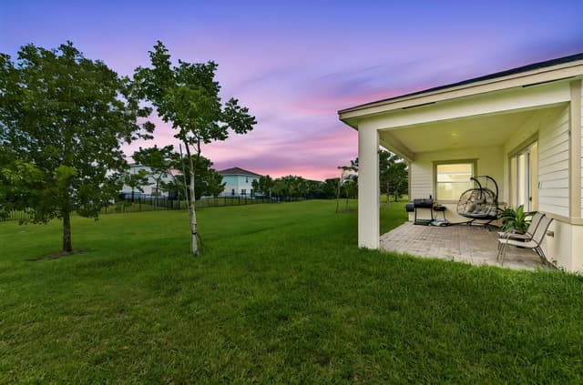 1115 Haywagon Trail, Loxahatchee FL 33470 - Loxahatchee, FL - Photo 3