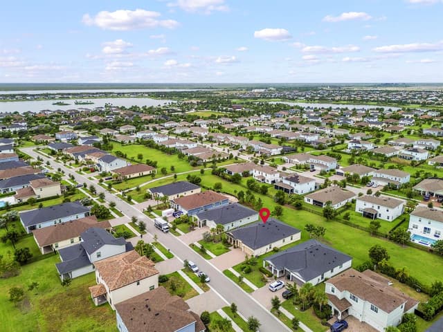 1115 Haywagon Trail, Loxahatchee FL 33470 - Loxahatchee, FL - Photo 4