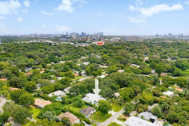 1015 NE 114th St, Biscayne Park FL 33161 - Biscayne Park, FL - Photo 3