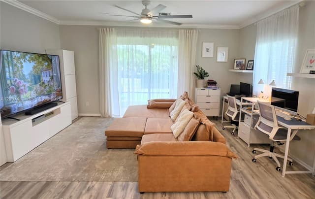 1127 Vermilion Dr, Lake Worth FL 33461 - Lake Worth, FL - Photo 2
