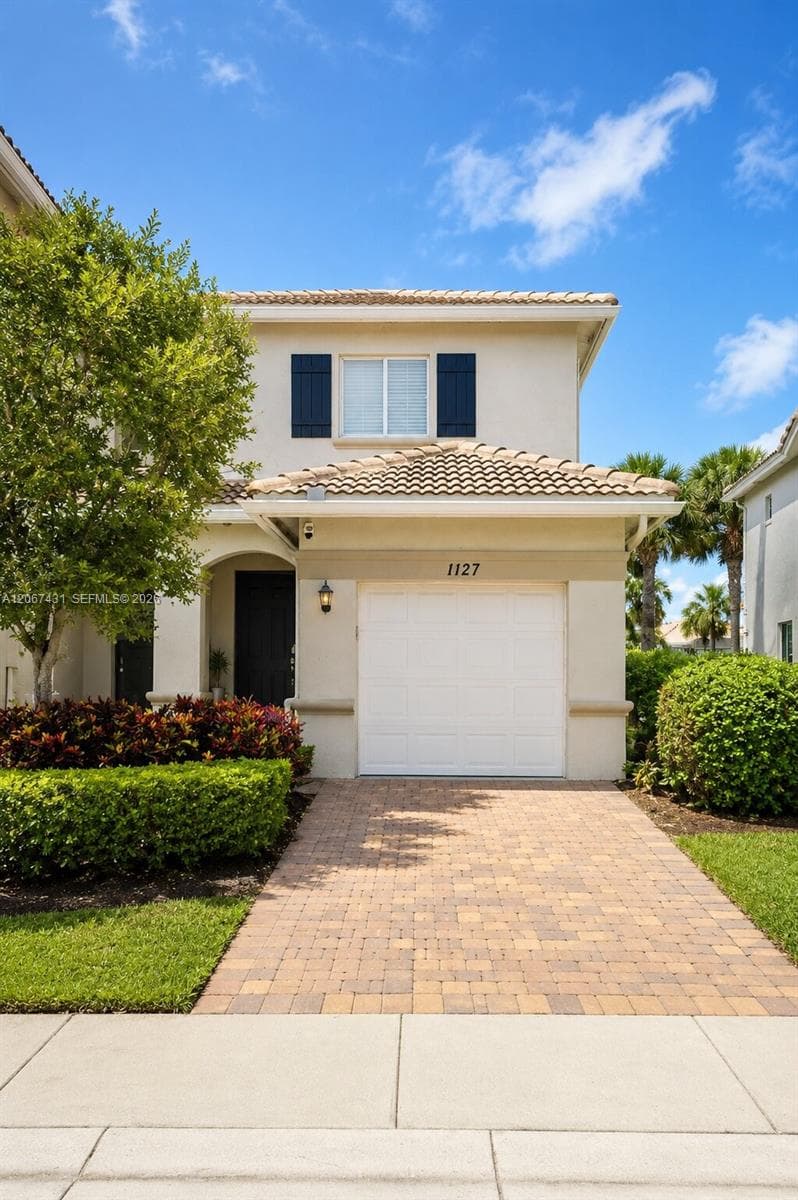 1127 Vermilion Dr, Lake Worth FL 33461 - Lake Worth, FL - Photo 1