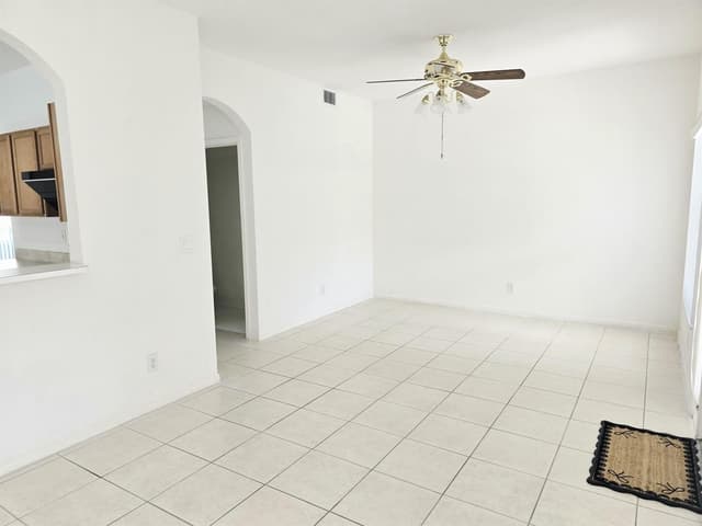 10589 NW 56th Place, Coral Springs FL 33076 - Coral Springs, FL - Photo 6