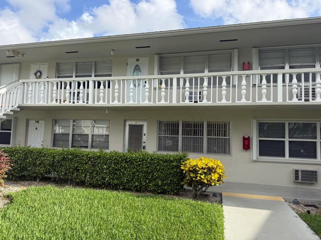 147 CAMBRIDGE G, West Palm Beach FL 33417 - West Palm Beach, FL - Photo 2