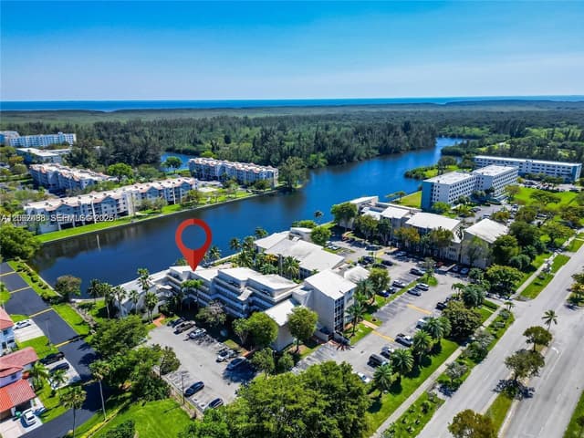 21121 SW 85th Ave # 311, Cutler Bay FL 33189 - Cutler Bay, FL - Photo 4