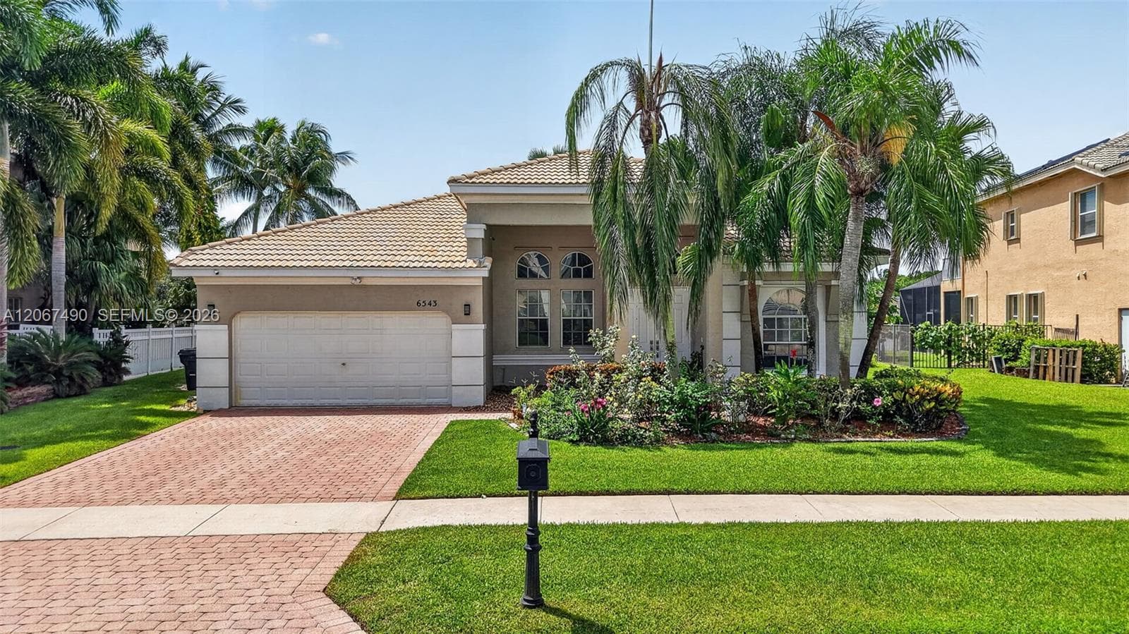 6543 Marbletree Ln, Lake Worth FL 33467 - Lake Worth, FL - Photo 1