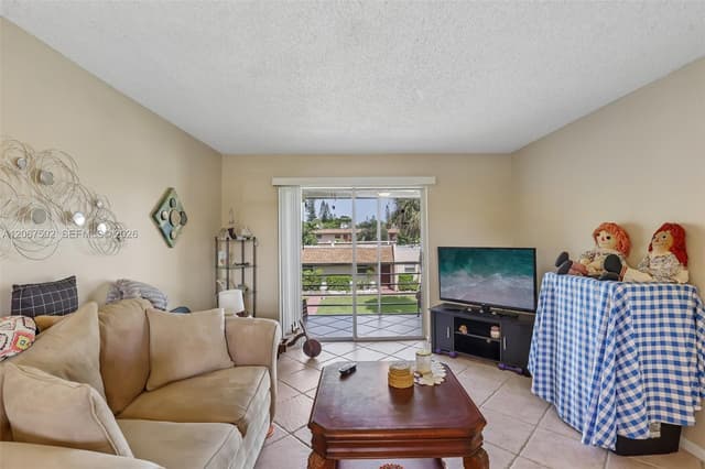 200 Bonnie Blvd # 128, Palm Springs FL 33461 - Palm Springs, FL - Photo 6