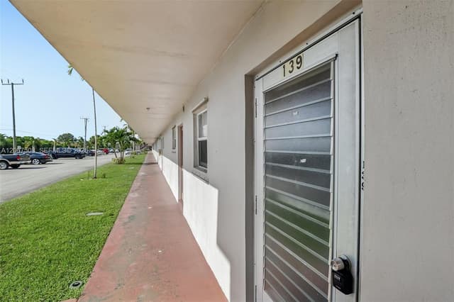 200 Bonnie Blvd # 139, Palm Springs FL 33461 - Palm Springs, FL - Photo 3