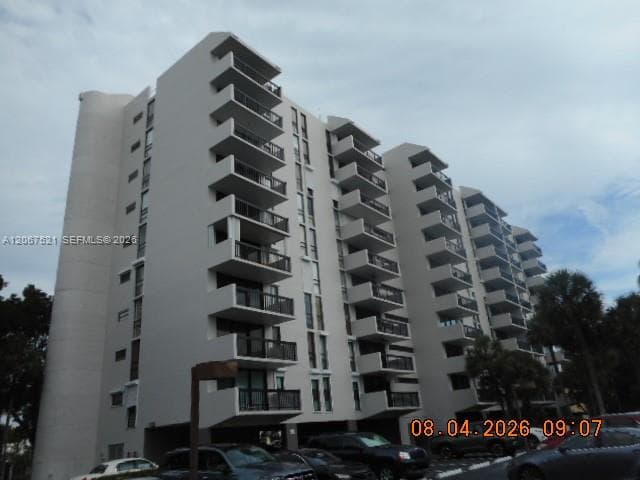 4800 Bayview Dr # 802, Fort Lauderdale FL 33308 - Fort Lauderdale, FL - Photo 1