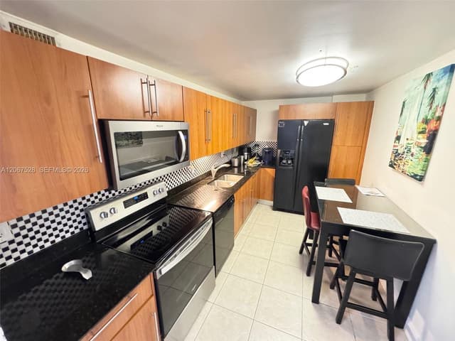 3001 S Ocean Dr # 229, Hollywood FL 33019 - Hollywood, FL - Photo 3