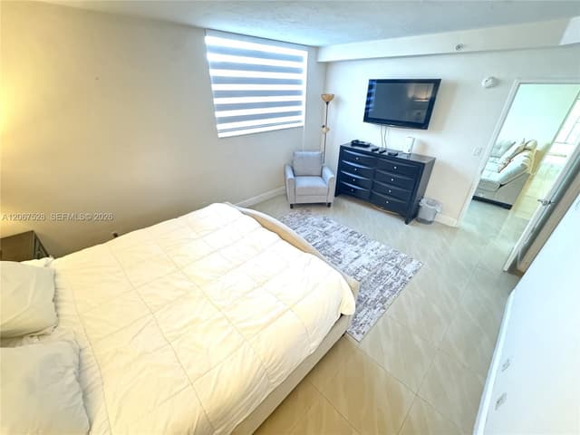 3001 S Ocean Dr # 229, Hollywood FL 33019 - Hollywood, FL - Photo 5