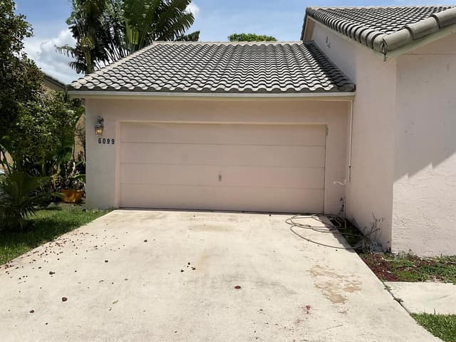 6099 Farmers Place, Lake Worth FL 33463 - Lake Worth, FL - Photo 2