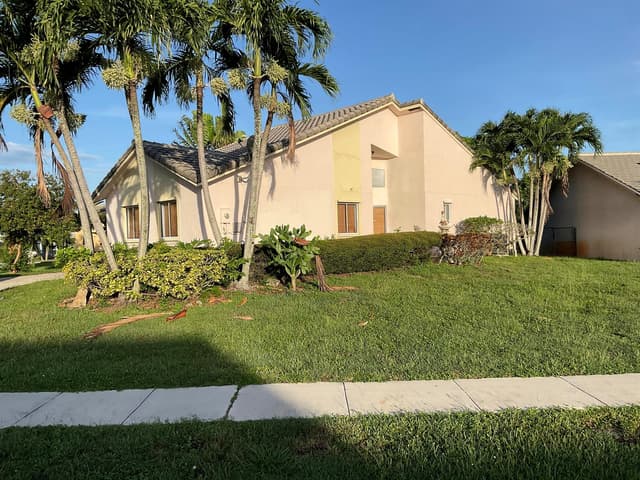 6099 Farmers Place, Lake Worth FL 33463 - Lake Worth, FL - Photo 4