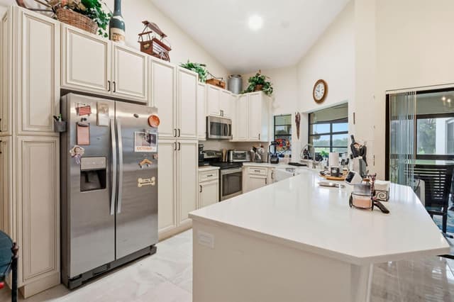 5853 Parkwalk Drive, Boynton Beach FL 33472 - Boynton Beach, FL - Photo 4