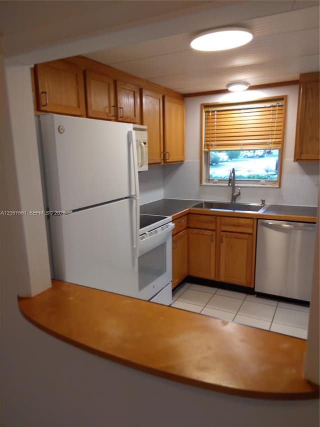 6870 Royal Palm Blvd # 111M, Margate FL 33063 - Margate, FL - Photo 6