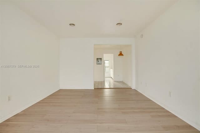 835 Meridian Ave # 3, Miami Beach FL 33139 - Miami Beach, FL - Photo 2
