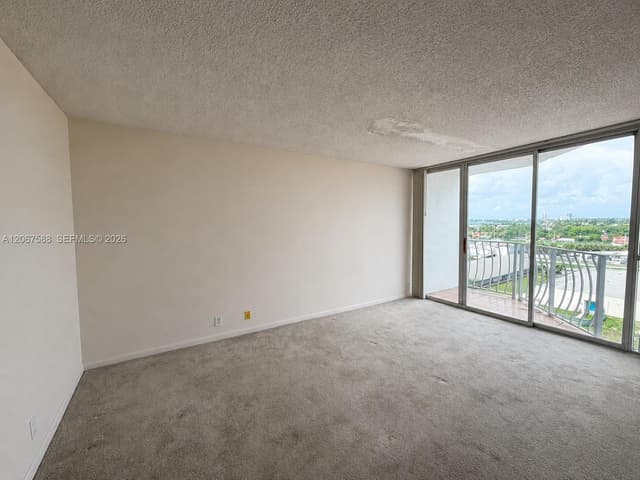 7601 E Treasure Dr # 902, North Bay Village FL 33141 - North Bay Village, FL - Photo 6