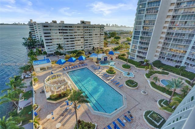 7601 E Treasure Dr # 902, North Bay Village FL 33141 - North Bay Village, FL - Photo 4