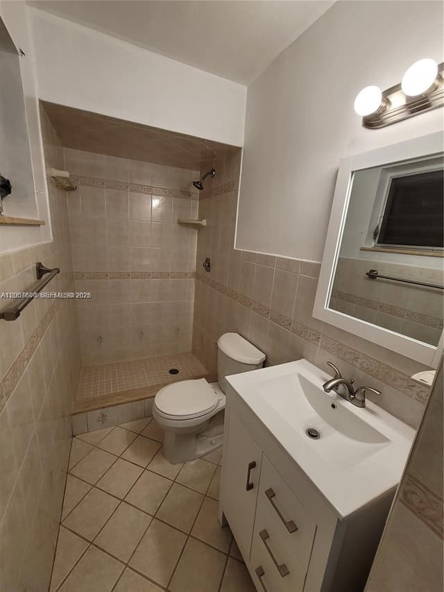 7817 Panama St, Miramar FL 33023 - Miramar, FL - Photo 6