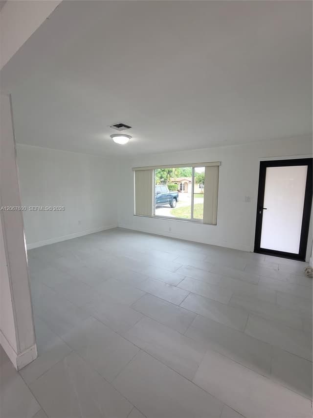 7817 Panama St, Miramar FL 33023 - Miramar, FL - Photo 3