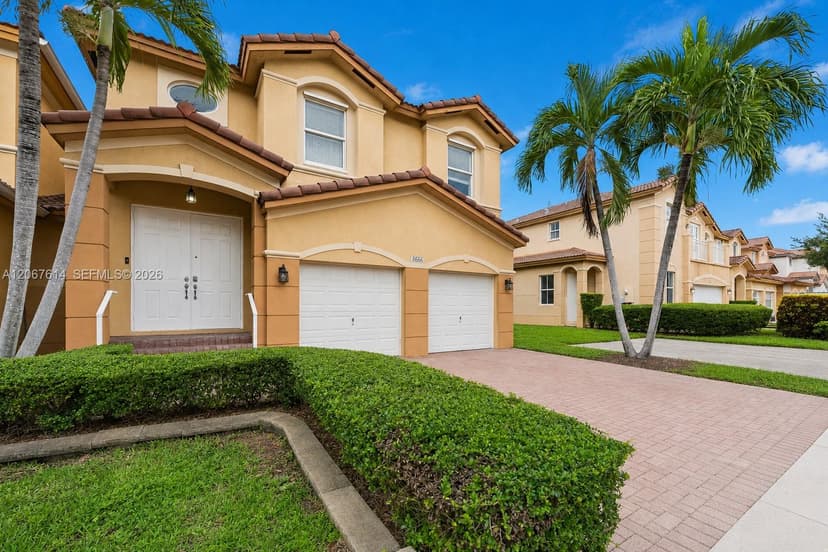 8666 NW 109th Ct # 8666, Doral FL 33178