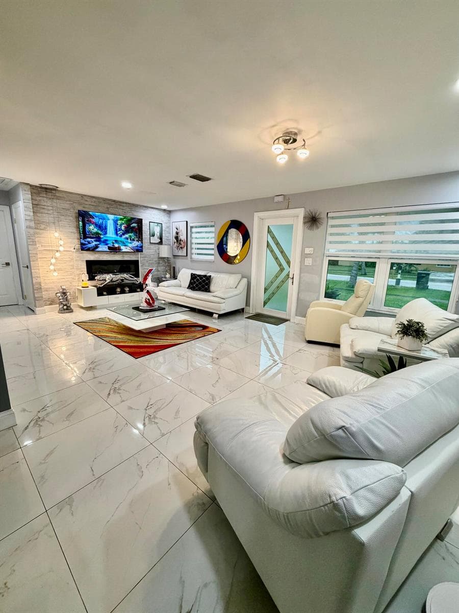 3407 TACONIC Drive, West Palm Beach FL 33406 - West Palm Beach, FL - Photo 1