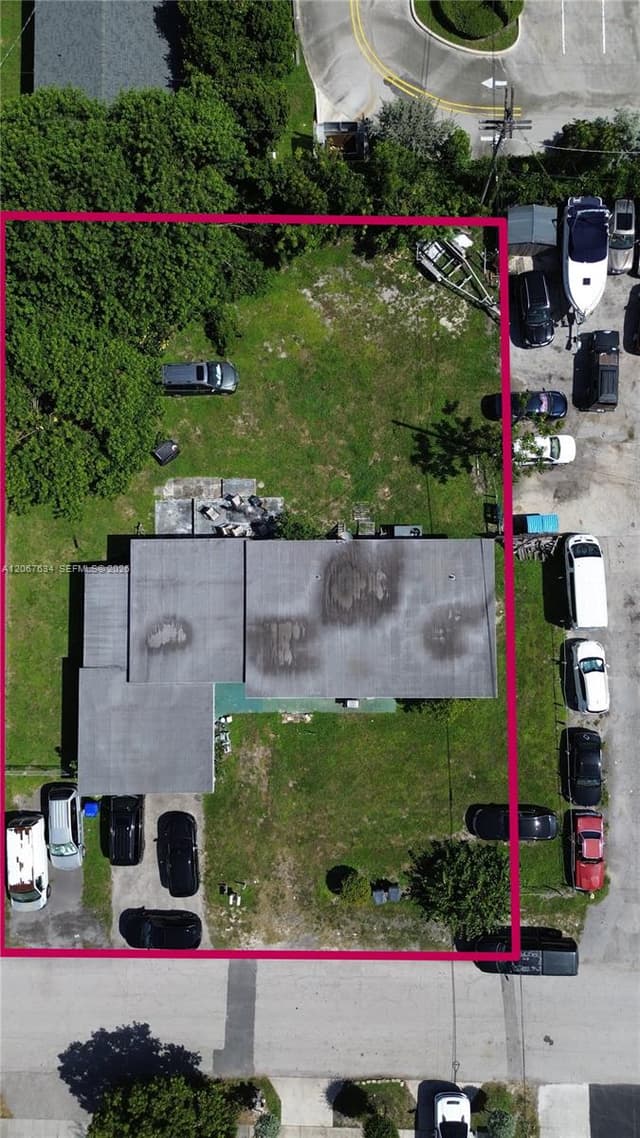 6013 Pierce St, Hollywood FL 33024 - Hollywood, FL - Photo 6
