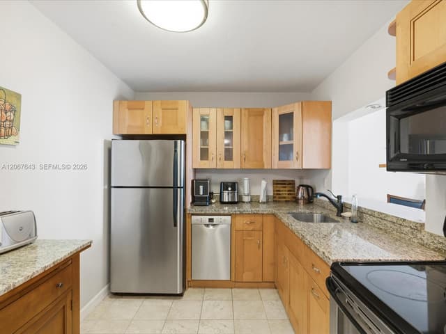 3588 Collins Ave # 504, Miami Beach FL 33140 - Miami Beach, FL - Photo 2