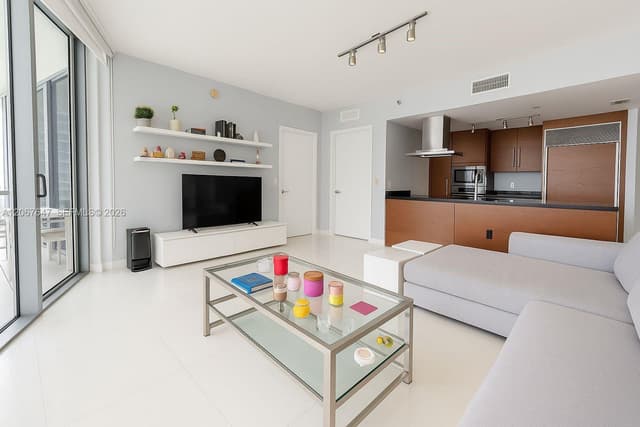 495 Brickell Ave # 5104, Miami FL 33131 - Miami, FL - Photo 4