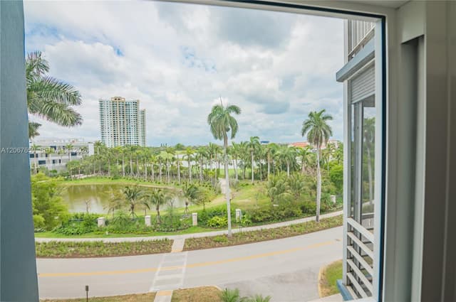 200 Diplomat Pkwy # 519, Hallandale Beach FL 33009 - Hallandale Beach, FL - Photo 2