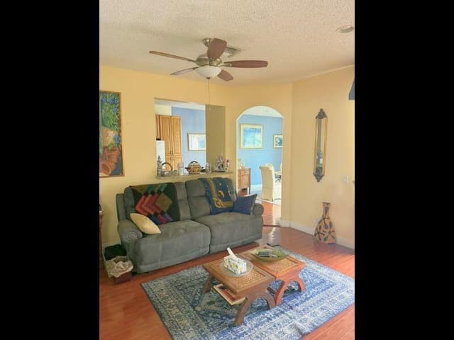 13164 NW 9TH Court, Pembroke Pines FL 33028 - Pembroke Pines, FL - Photo 3