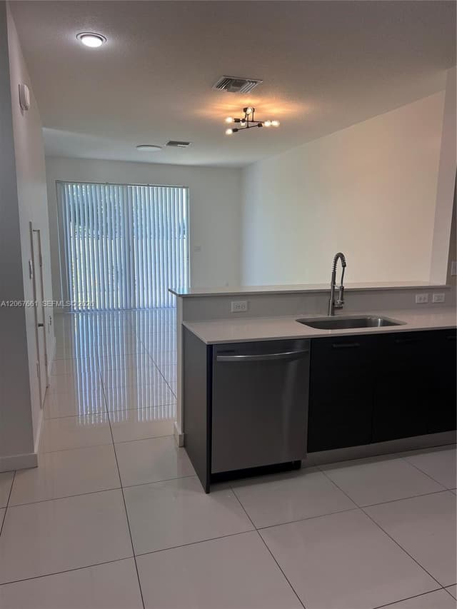 3584 NW 13th St, Lauderhill FL 33311 - Lauderhill, FL - Photo 2