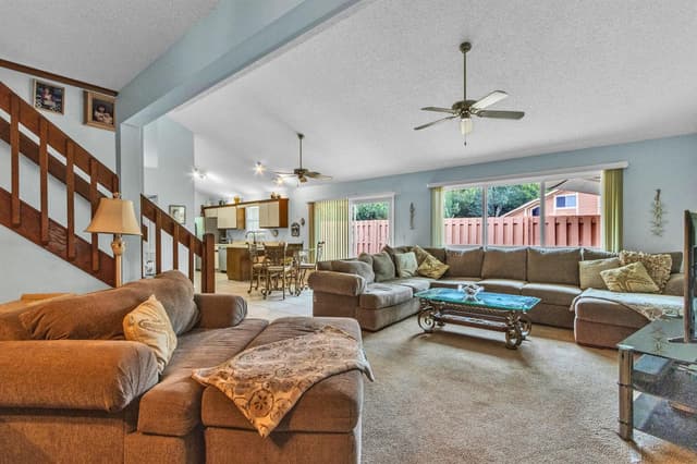 111 Maplecrest Circle, Jupiter FL 33458 - Jupiter, FL - Photo 7