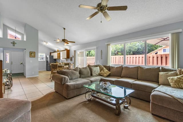 111 Maplecrest Circle, Jupiter FL 33458 - Jupiter, FL - Photo 5
