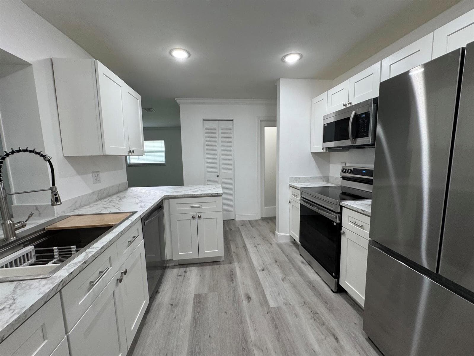 1331 W Campanelli Drive, Plantation FL 33322 - Plantation, FL - Photo 1