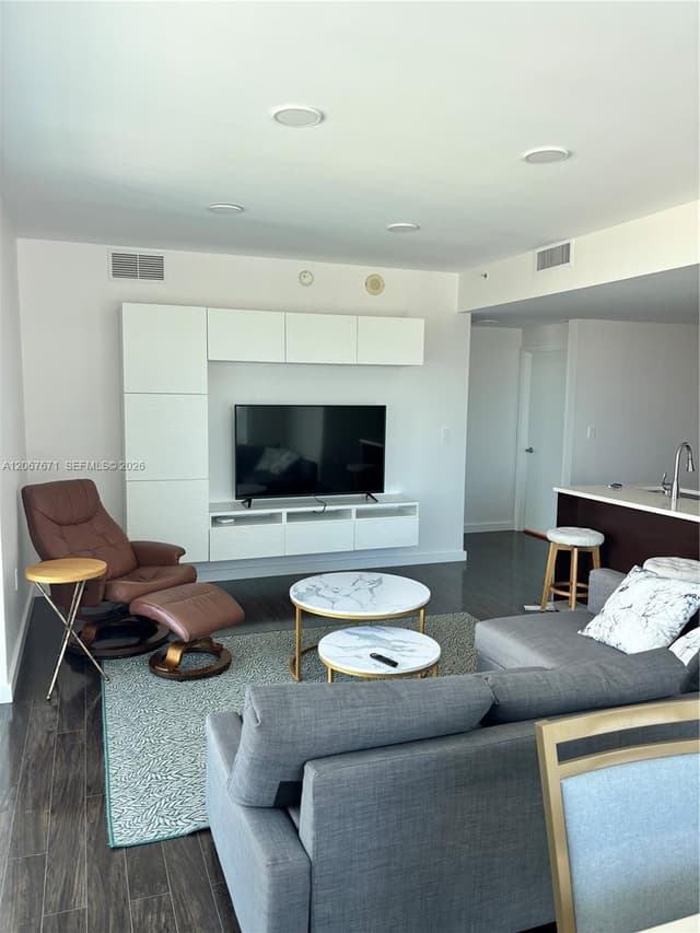 1900 N Bayshore Dr # 4011, Miami FL 33132 - Miami, FL - Photo 5