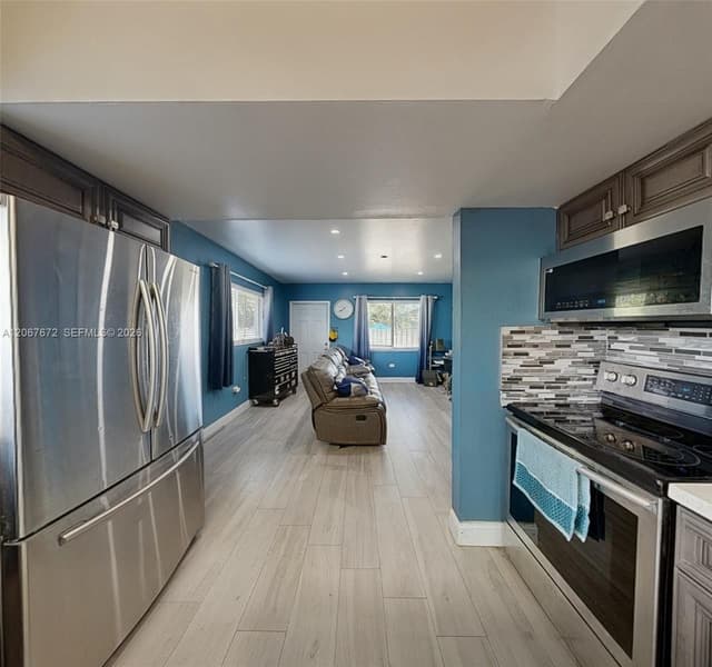 2411 Thomas St, Hollywood FL 33020 - Hollywood, FL - Photo 7