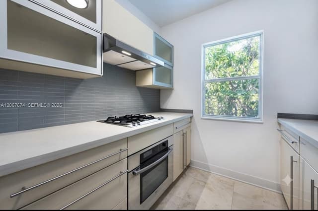 945 10th St # 3, Miami Beach FL 33139 - Miami Beach, FL - Photo 6