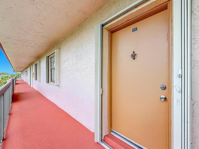 4970 E Sabal Palm Boulevard # 412, Tamarac FL 33319 - Tamarac, FL - Photo 6